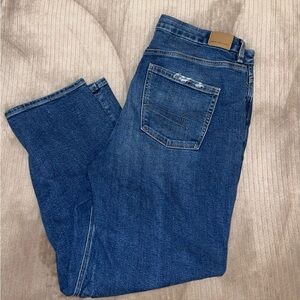 American Eagle Curvy Mom Jeans